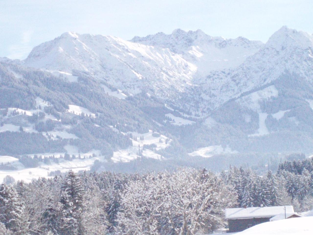 Gaestehaus Bergfrieden * Bolsterlang